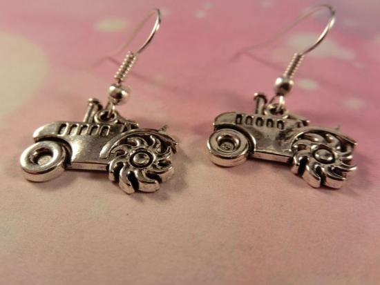 Preview: Traktor Ohrringe Vintage Optik Bauer Acker